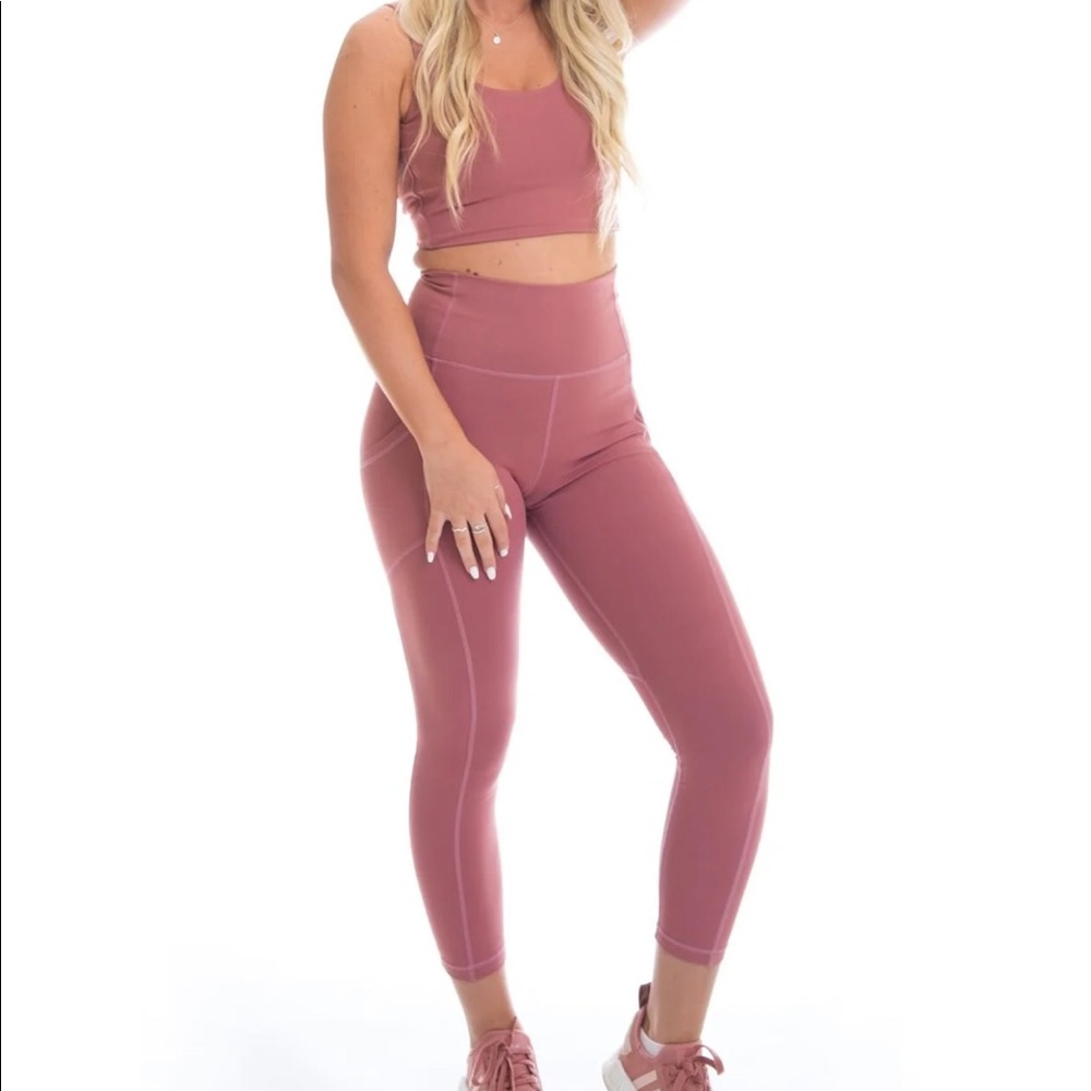 Paragon Fitwear Set
